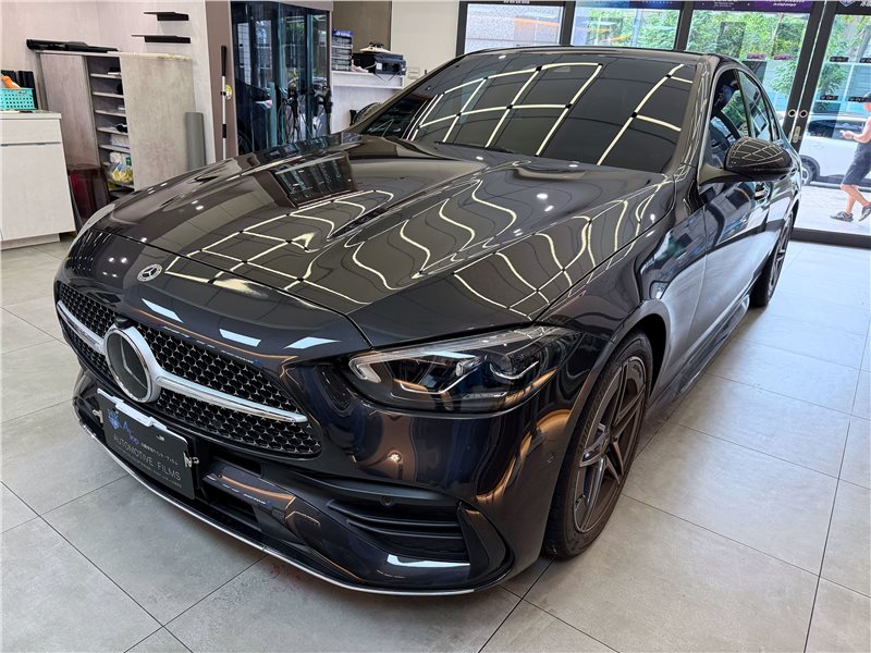 隔熱效果與視線清晰度兼具，BENZ車主滿意的FSK冰鑽隔熱紙體驗 - Mercedes-Benz C-Class W206 - 前擋FSK冰鑽F30搭配車身FSK冰鑽FX7 - 新北震宣汽車隔熱紙