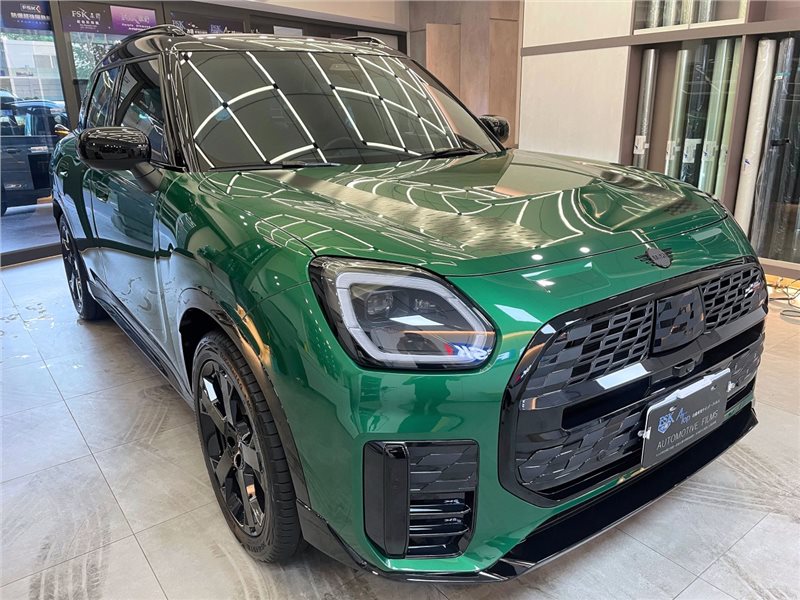 讓每一次駕駛都安心無虞，選擇FSK冰鑽F60隔熱紙！ - 2024 Mini Countryman 前擋FSK F60 搭配 車身FSK F45.F30 - 新北震宣汽車隔熱紙