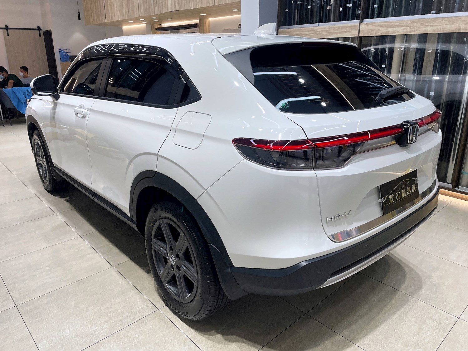 2022 Honda HR-V - 前擋FSK冰鑽F45搭配車身FSK冰鑽F20.FX7 - 新北震宣汽車隔熱紙